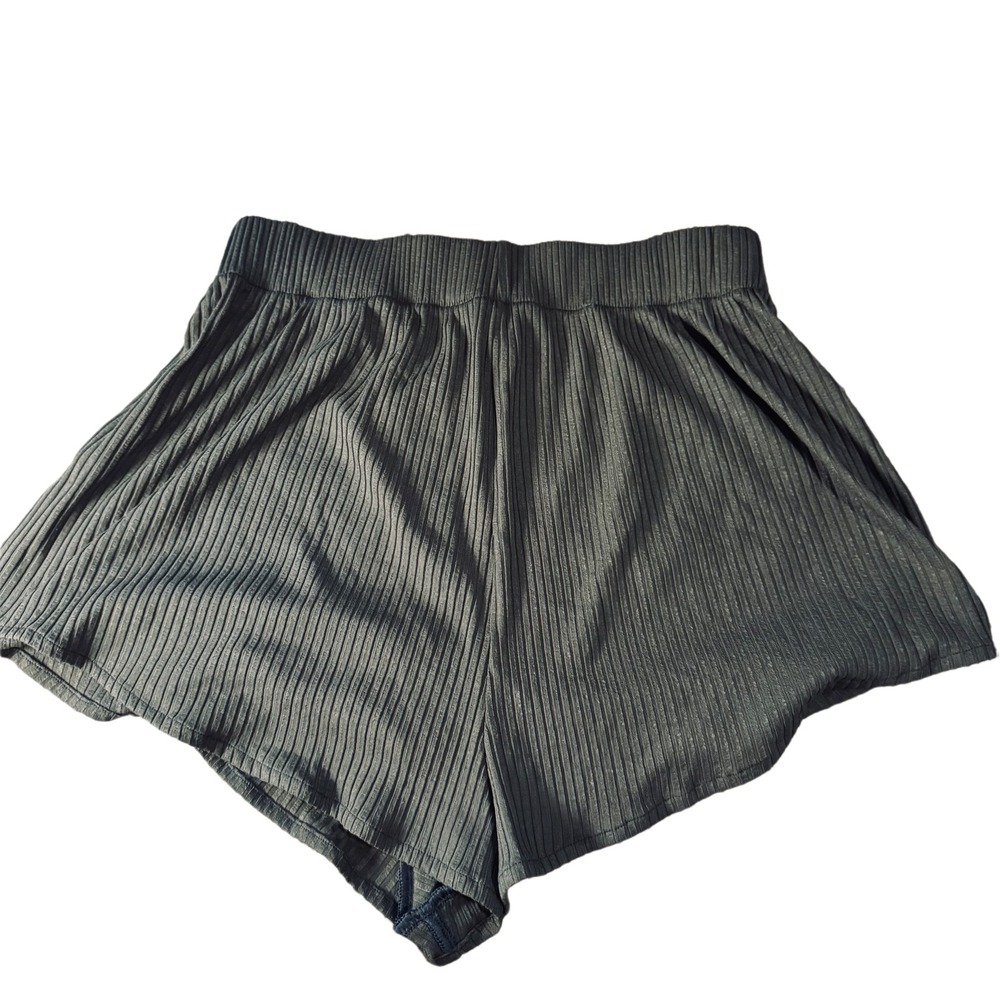 NWOT Hackwith Design House Green Ribbed Long Sleeve Top And Shorts Sz Small - Picture 3 of 13